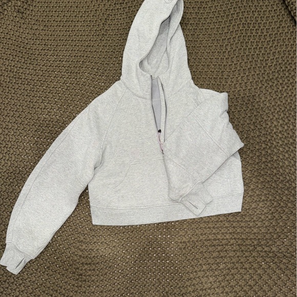 Lululemon - Picture 4 of 4